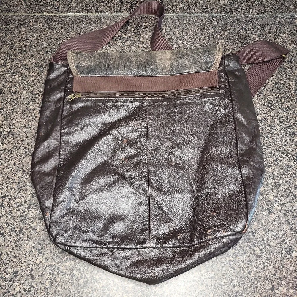 Wilsons Leather M Julian Y2K Distressed Messenger‎ Bag Texas Longhorn Skull
